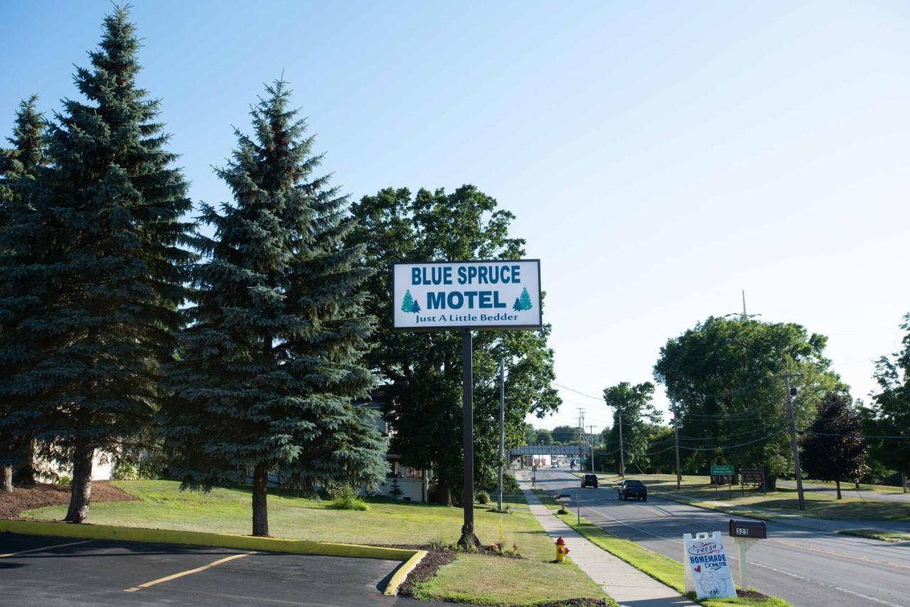 Blue Spruce Motel Massena Kültér fotó